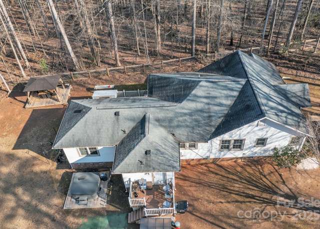Property at 530 Wilmot Trl, Gastonia, NC 28056, 3 beds, 2 baths