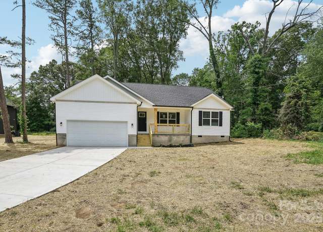 Property at 403 W Charlotte Ave, Mount Holly, NC 28120, 3 beds, 2 baths