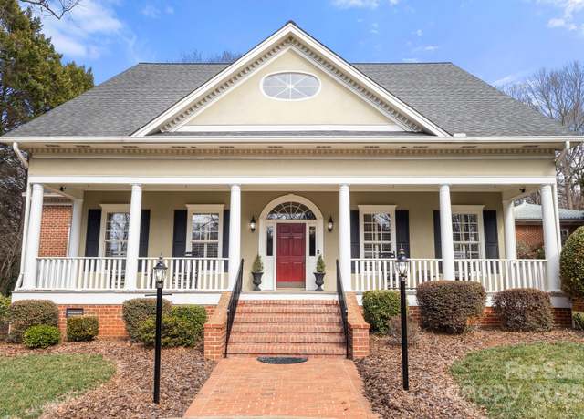 Property at 1335 E Marion St, Shelby, NC 28150, 4 beds, 3.5 baths