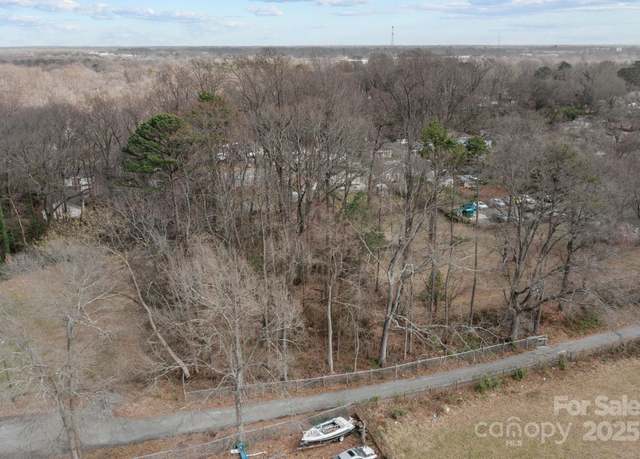 Property at 2330 Custer St, Charlotte, NC 28216