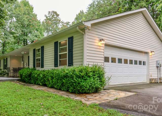 Property at 345 Sycamore Ridge Dr, Mars Hill, NC 28754, 3 beds, 2 baths