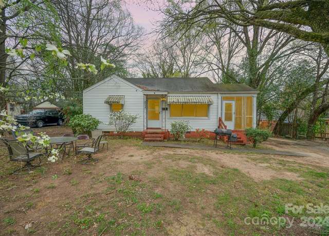 Property at 2740 Dogwood Ave, Charlotte, NC 28206, 2 beds, 1 bath