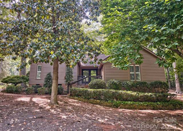 Property at 46 Timberidge Dr, Lake Wylie, SC 29710, 3 beds, 2.5 baths