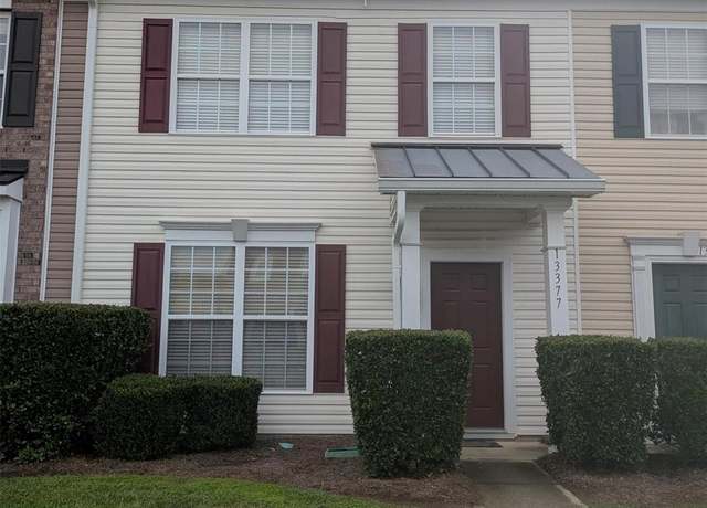 Property at 13377 Calloway Glen Dr, Charlotte, NC 28273, 2 beds, 2.5 baths