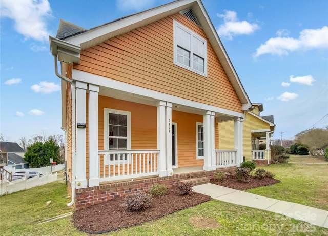 Property at 7400 Gilead Rd, Huntersville, NC 28078, 3 beds, 2 baths