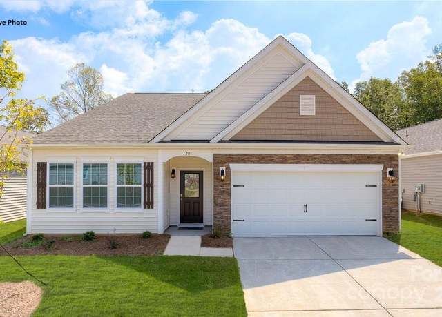 Property at 5523 Pamplona Way, Charlotte, NC 28214, 3 beds, 2 baths