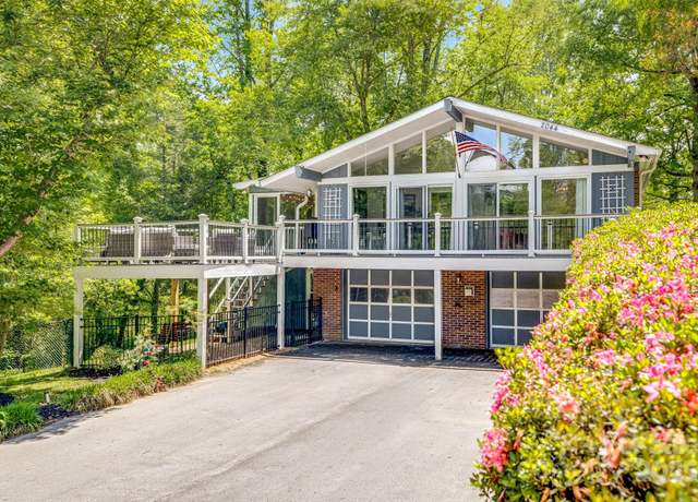 Property at 2044 Glenheath Dr, Hendersonville, NC 28791, 3 beds, 3 baths