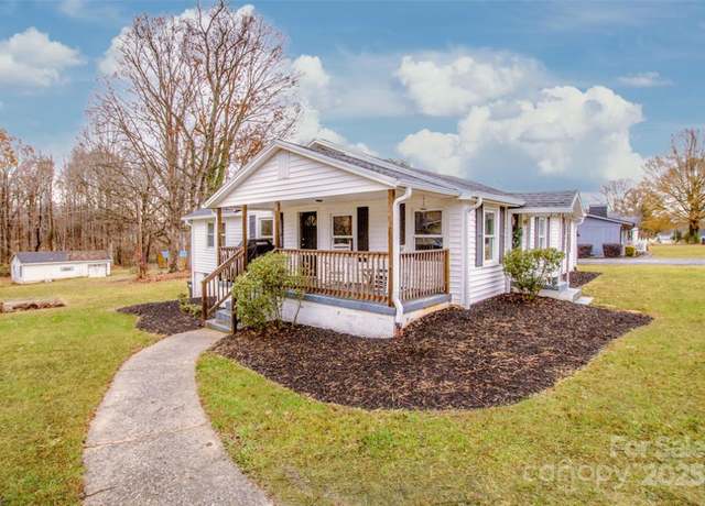 Property at 364 Scotts Creek Rd, Statesville, NC 28625, 3 beds, 2 baths