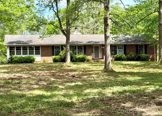 Property at 1330 College Ave, Shelby, NC 28152, 3 beds, 3 baths