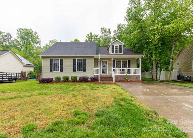 Property at 522 Kittiewake Ln, Clover, SC 29710, 3 beds, 2 baths