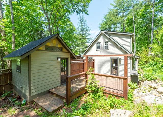 Property at 7 Western View St, Black Mountain, NC 28711, 1 bed, 1 bath