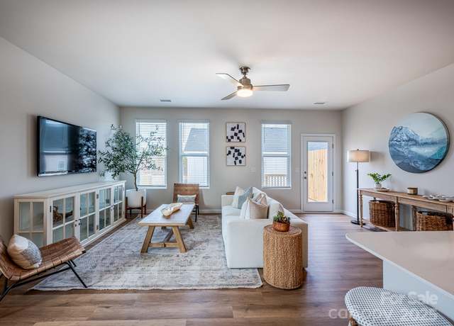 Property at 2547 Ruby Dixon Crossing Dr #17, Gastonia, NC 28056, 3 beds, 2.5 baths