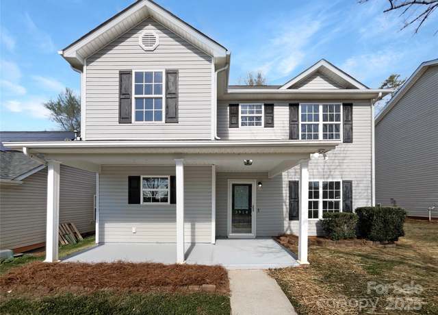 Property at 3914 Hathaway Hills Dr, Charlotte, NC 28214, 3 beds, 2 baths