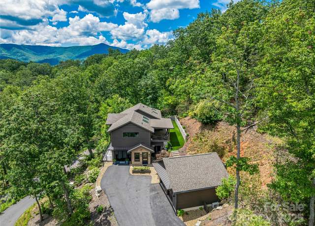 Property at 228 Allen Mountain Dr, Black Mountain, NC 28711, 3 beds, 2.5 baths