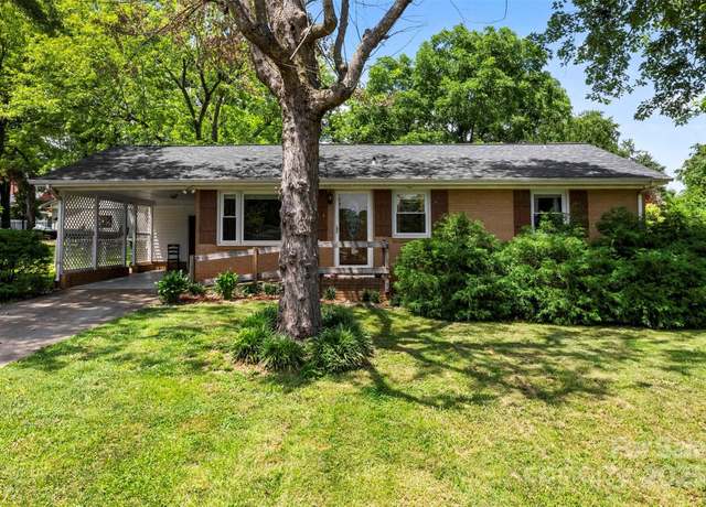 Property at 814 W Gold St, Kings Mountain, NC 28086, 3 beds, 1.5 baths