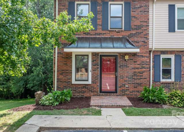 Property at 2705 N Center St #76, Hickory, NC 28601, 2 beds, 2.5 baths