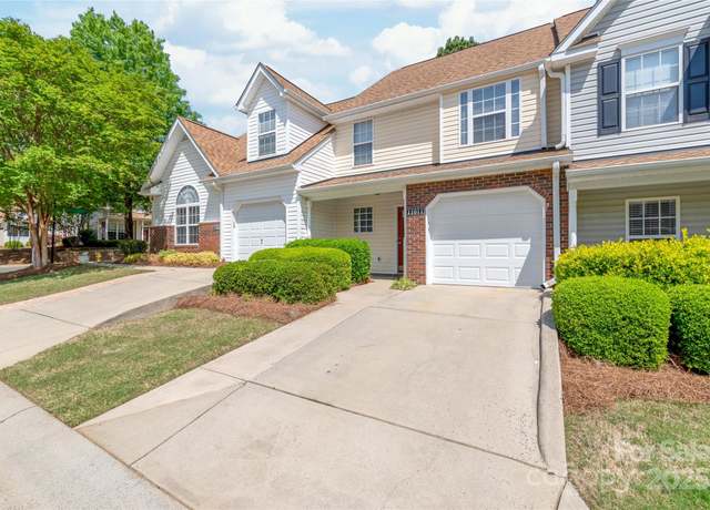 Property at 11011 Alderbrook Ln, Charlotte, NC 28270, 2 beds, 2.5 baths