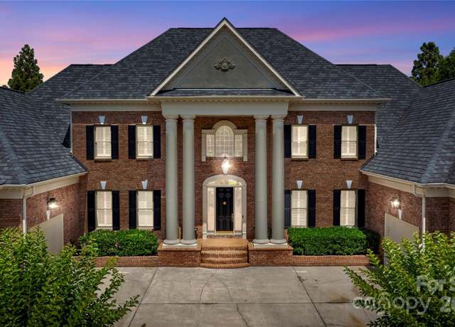 Property at 8721 Lake Challis Ln, Charlotte, NC 28226, 6 beds, 6.5 baths