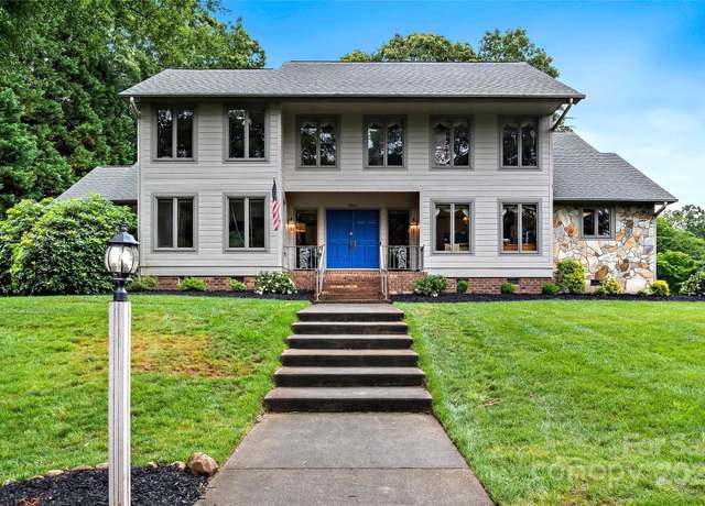 Property at 1201 Cliffspring Ct, Winston Salem, NC 27104, 4 beds, 3.5 baths