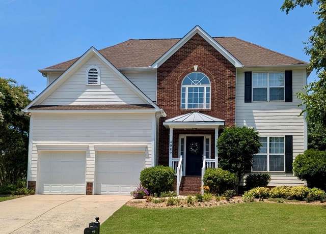 Property at 4089 Bamborough Dr, Fort Mill, SC 29715, 4 beds, 2.5 baths