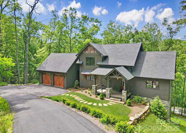 Property at 1736 Twin Rivers Dr, Boone, NC 28607, 4 beds, 4.5 baths