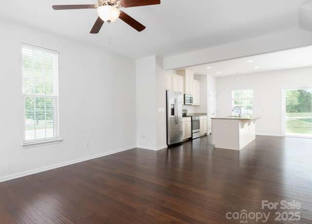 Property at 2448 Mariners Cove Ln, Denver, NC 28037, 3 beds, 2.5 baths