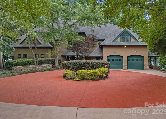 Property at 145 Hunters Pointe Ln, Mooresville, NC 28117, 4 beds, 4.5 baths