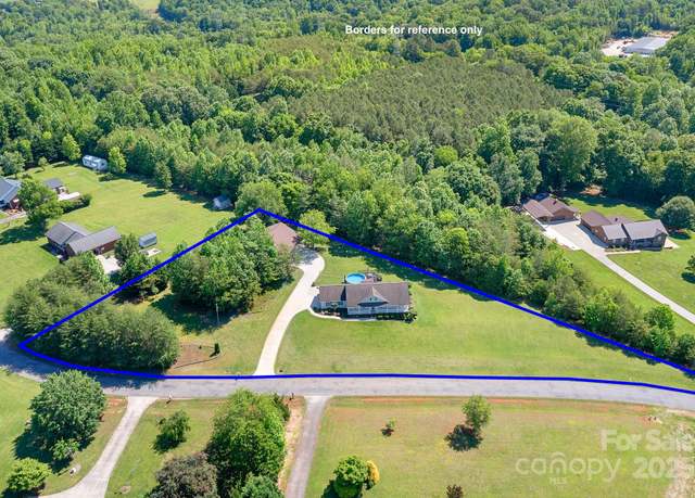 Property at 136 Barringer Dr, Statesville, NC 28625, 3 beds, 2 baths
