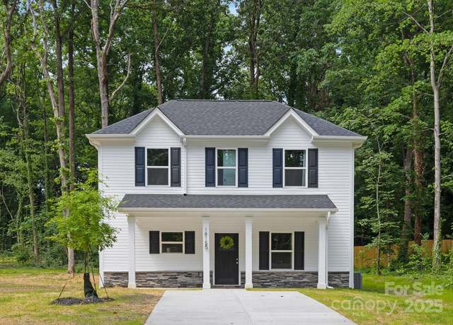 Property at 1815 Wildwood Dr, Charlotte, NC 28214, 3 beds, 2.5 baths