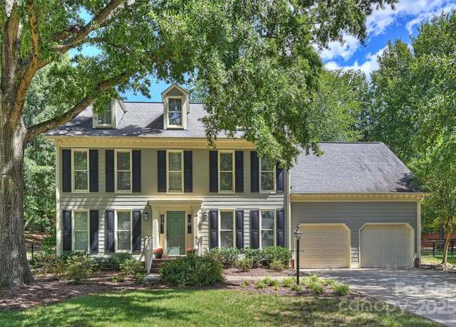 Property at 6605 Mays Chapel Ln, Charlotte, NC 28270, 4 beds, 2.5 baths