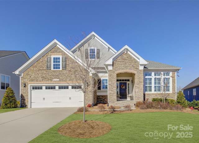 Property at 45528 Misty Bluff Dr, Charlotte, NC 28278, 3 beds, 3 baths