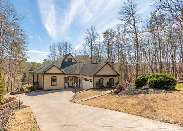 Property at 172 Summer Morning Ct, Lake Lure, NC 28746, 3 beds, 3.5 baths