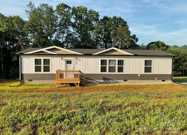Property at 130 Zircon Dr, Statesville, NC 28625, 3 beds, 2 baths