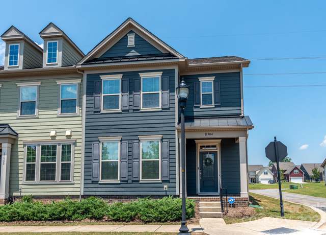 Property at 11304 Westbranch Pkwy, Davidson, NC 28036, 3 beds, 2.5 baths