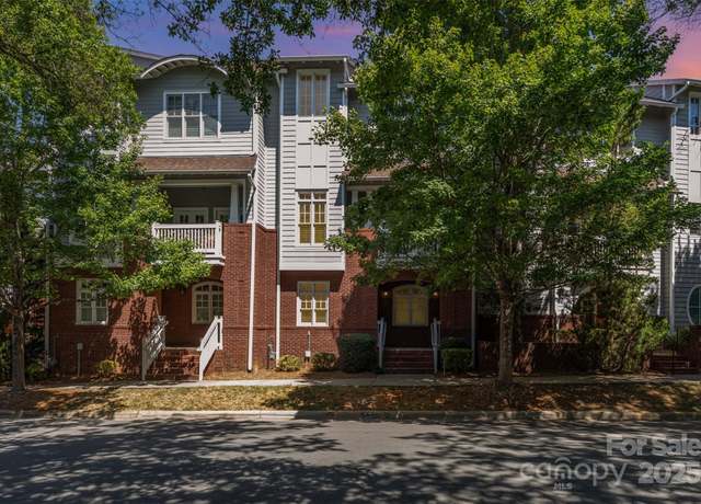 Property at 2236 Lyndhurst Ave, Charlotte, NC 28203, 3 beds, 2.5 baths