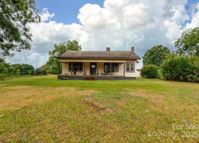 Property at 243 Love St, Mcconnells, SC 29726, 3 beds, 1.5 baths