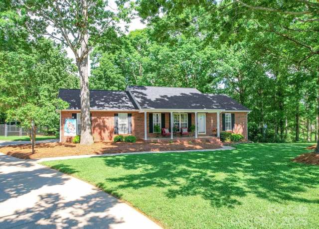 Property at 135 Henry Putnam Dr, Cherryville, NC 28021, 3 beds, 2 baths