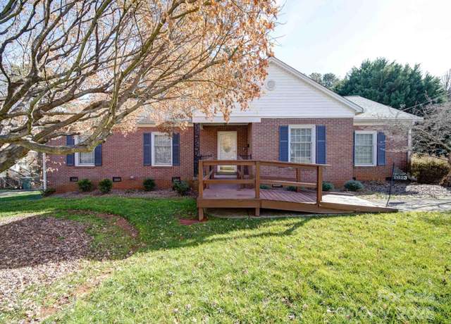 Property at 2623 Shaw Ave, Gastonia, NC 28054, 3 beds, 2 baths