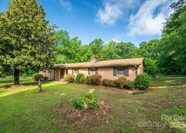 Property at 2871 Loviee Rd, Lincolnton, NC 28092, 3 beds, 1 bath
