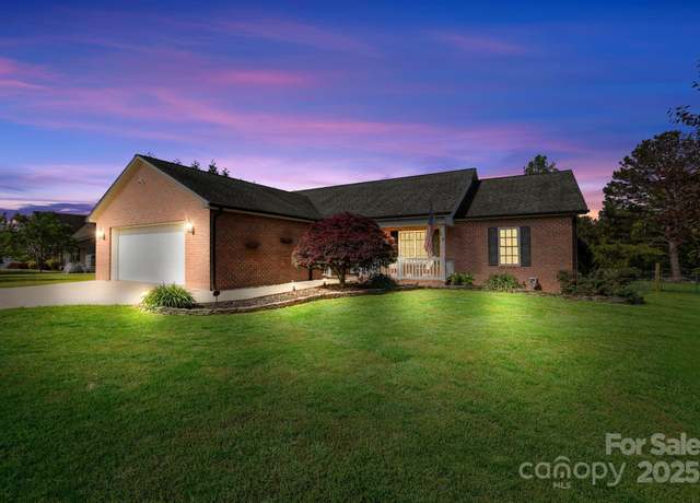 Property at 131 Fieldhaven Pl, Troutman, NC 28166, 3 beds, 2 baths