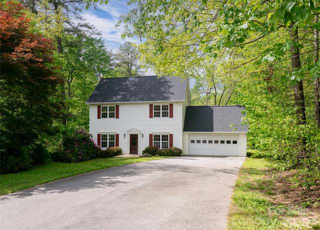 Property at 34 Friendly Way, Asheville, NC 28806, 3 beds, 2.5 baths