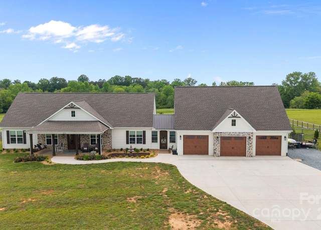 Property at 4316 Nesbit Rd, Monroe, NC 28112, 4 beds, 2.5 baths