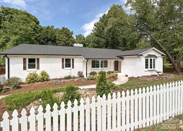 Property at 3849 Bon Rea Dr, Charlotte, NC 28226, 3 beds, 2 baths