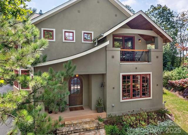 Property at 18 Ozark Spring Ln, Asheville, NC 28805, 5 beds, 3.5 baths