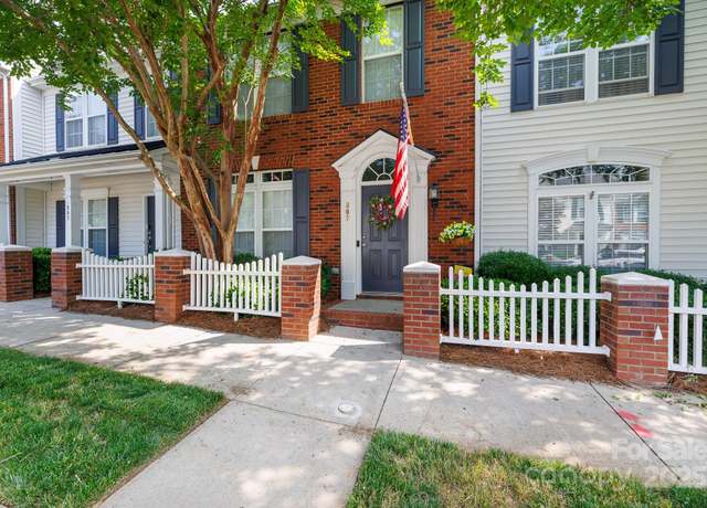 Property at 609 Atherton Way, Rock Hill, SC 29730, 2 beds, 2.5 baths