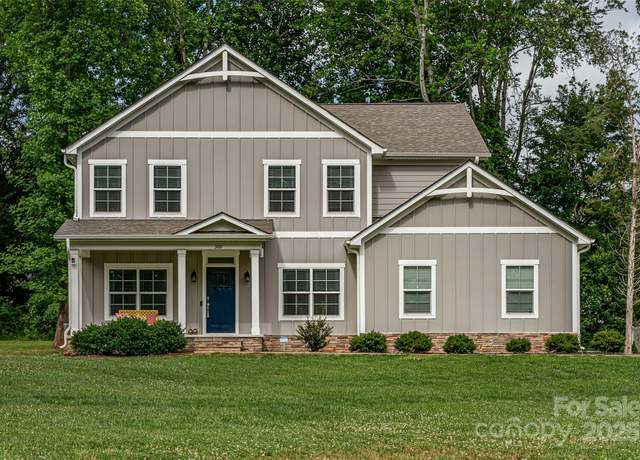 Property at 360 Sundown Rd, Mooresville, NC 28117, 3 beds, 2.5 baths