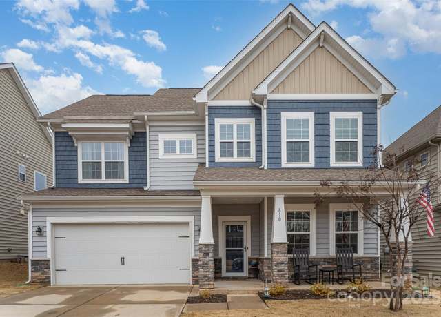 Property at 810 Braddock Way, Fort Mill, SC 29715, 5 beds, 3.5 baths