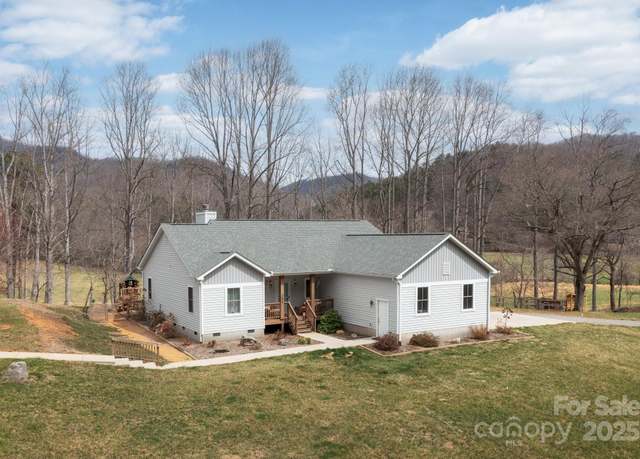 Property at 155 Parker Rd, Asheville, NC 28805, 3 beds, 2 baths