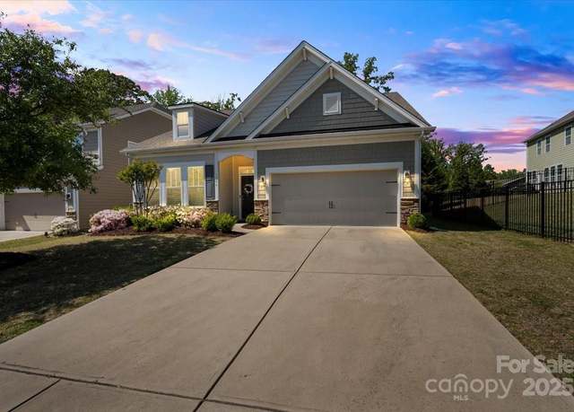 Property at 1356 Rainier Dr, Fort Mill, SC 29708, 3 beds, 2 baths
