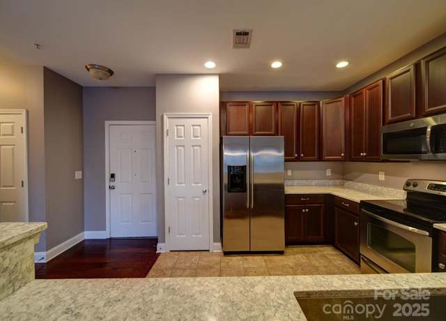 Property at 1000 E Woodlawn Rd #402, Charlotte, NC 28209, 2 beds, 2 baths